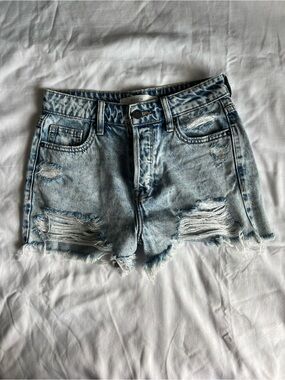 Buckle Women’s Denim Shorts